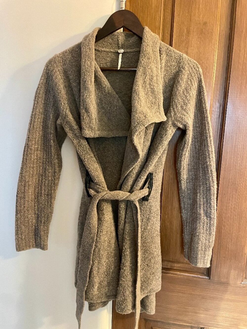 Cozy, soft, tie-waist, wool-blend sweater size S